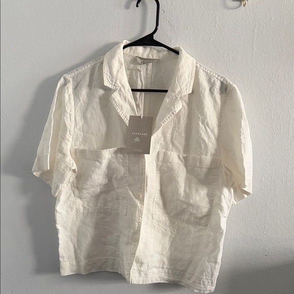 Everlane Tops - Everlane Linen Boxy Short Sleeve Shirt - Off White